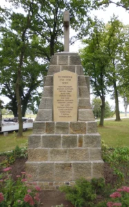 Kriegsdenkmal_Zollchow_nachher_optimiert.webp